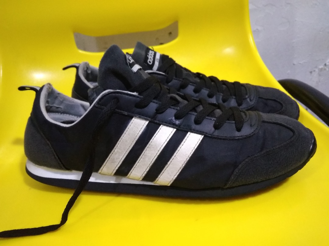 ADIDAS VS JOG men s Sneaker Shoes AQ1352 Authentic With Tag Fesyen Pria Sepatu Sneakers di Carousell