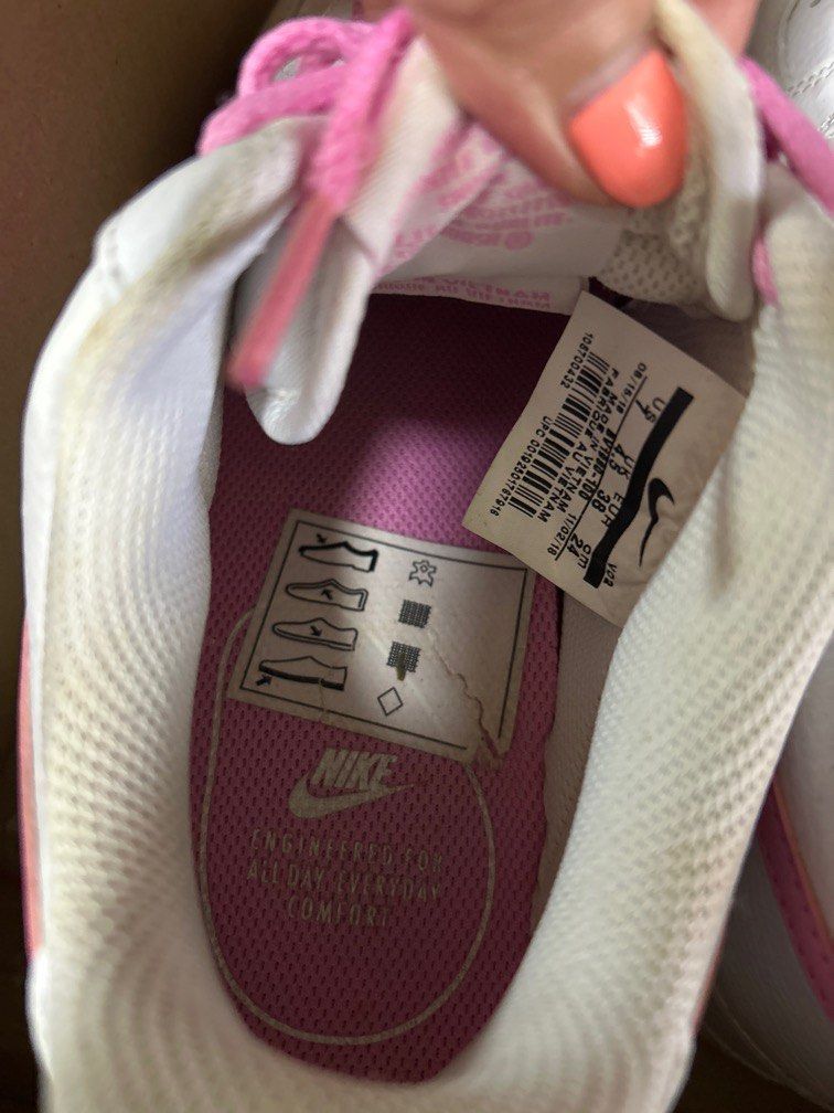 Air force one pink tick 2025