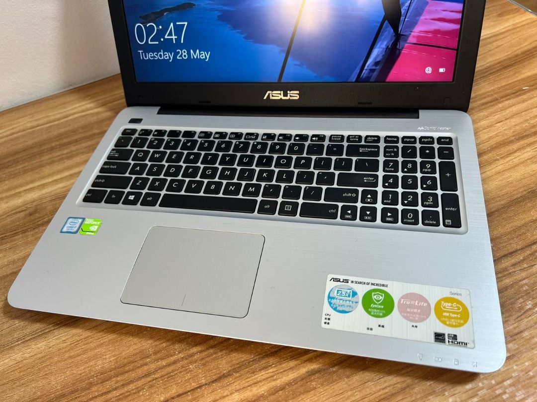ASUS Vivobook X556UQK (Category: Laptops & Notebooks) located in Quezon City. Submitted by agent_red (Listing ID 1305766097, Image 2). Description: DISCLAIMER: IN CASE, YOU DIDN'T RECEIVE ANY REPLY FROM US HERE. JUST REACH US ON OUR FACEBOOK PAGE KUNG DI KAMI MAKAREPLY DITO, MAARING MAG-MESSAGE SA AMING FACEBOOK PAGE . Facebook: fb.com/AgentRed09 Instagram: @agent.red.laptops **ASUS Vivobook X556UQK** - **Price:** 14,990 pesos - **Condition:** Se