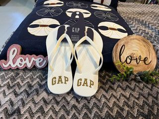 Authentic GAP slippers