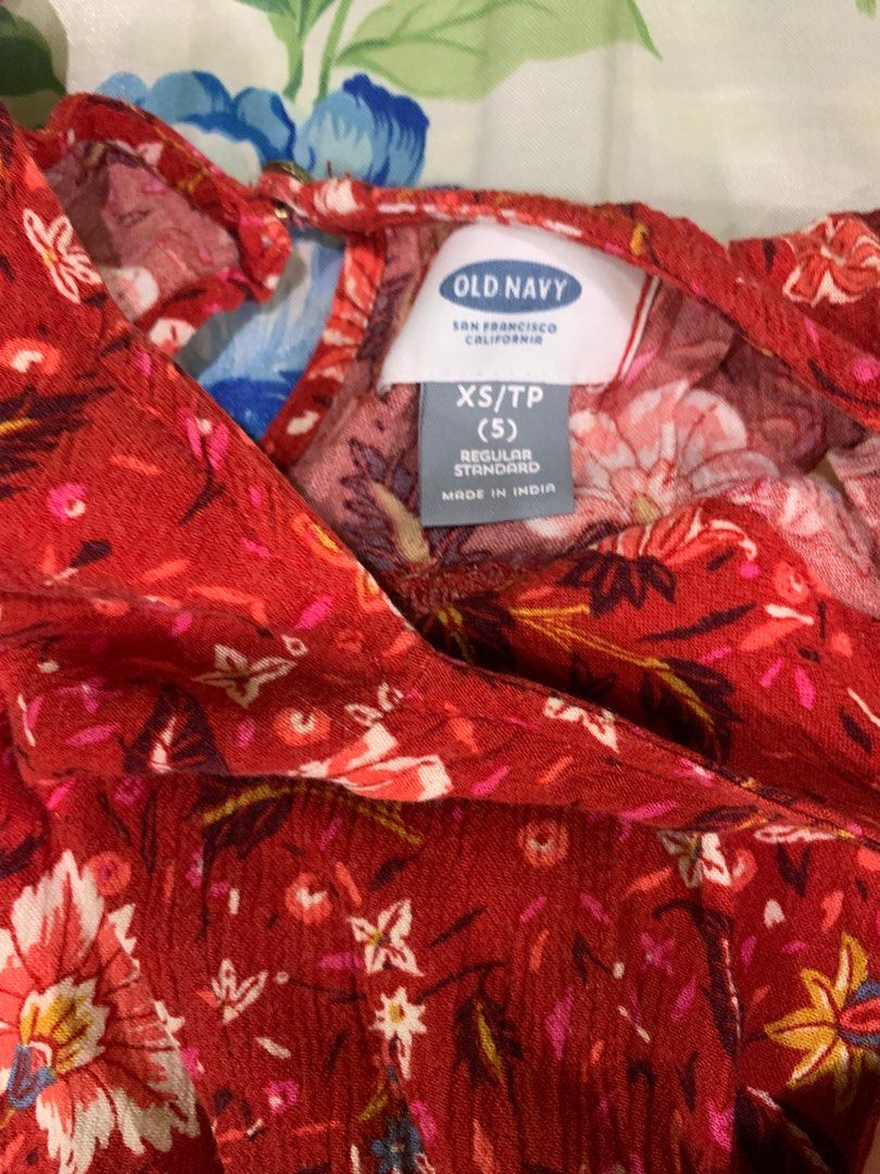 authentic Old Navy floral midi dress (Category: Babies & Kids Fashion) located in Cagayan de Oro. Submitted by tiptop.things (Listing ID 1305815044, Image 2). Description: Size on tag: XS (5T) Authentic/original (bought from the US) Fancy midi dress in floral print. Since the dress is midi in length, it can be worn for a long time as it may fit even older girls depending on their size/build. Used and washed once; still in great condition (Please 
