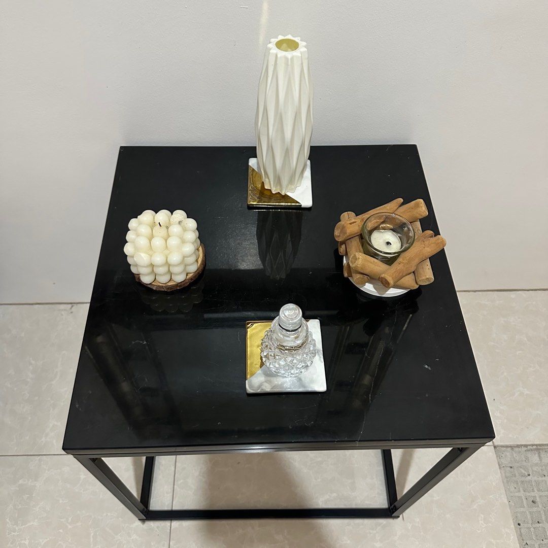 Black Marble Side Table (Category: Tables & Sets) located in Tarlac. Submitted by katc12 (Listing ID 1305685753, Image 3). Description: Black Marble Side Table Bought from Japan Surplus May timbang po 😅 Perfect for your bed side or center table With issue lang sa isang side pero matatago naman un, yung side na un isandal sa wall P1.5k Pickup only Tarlac City location Freebie ko na lahat yang nasa top.