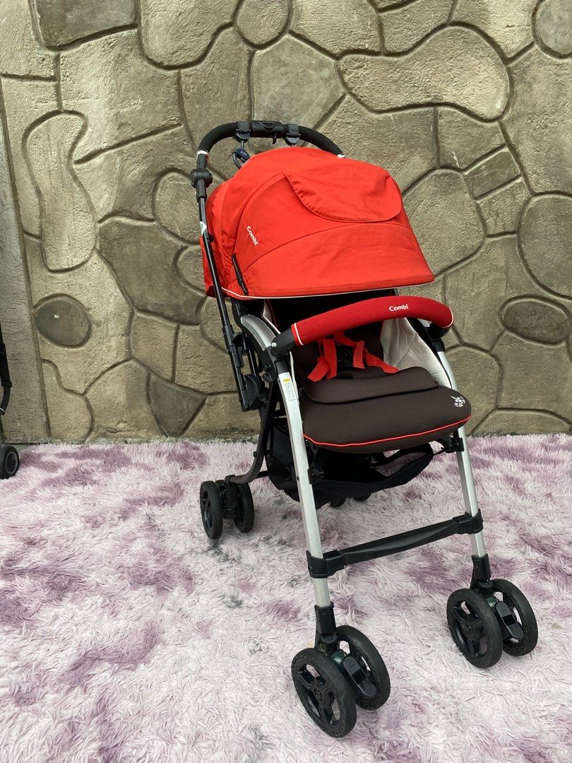 Combi Diaclasse A4cas Stroller (Category: Strollers) located in Manila. Submitted by avalanchesonlineshopmainacount (Listing ID 1305762162, Image 2). Description: .