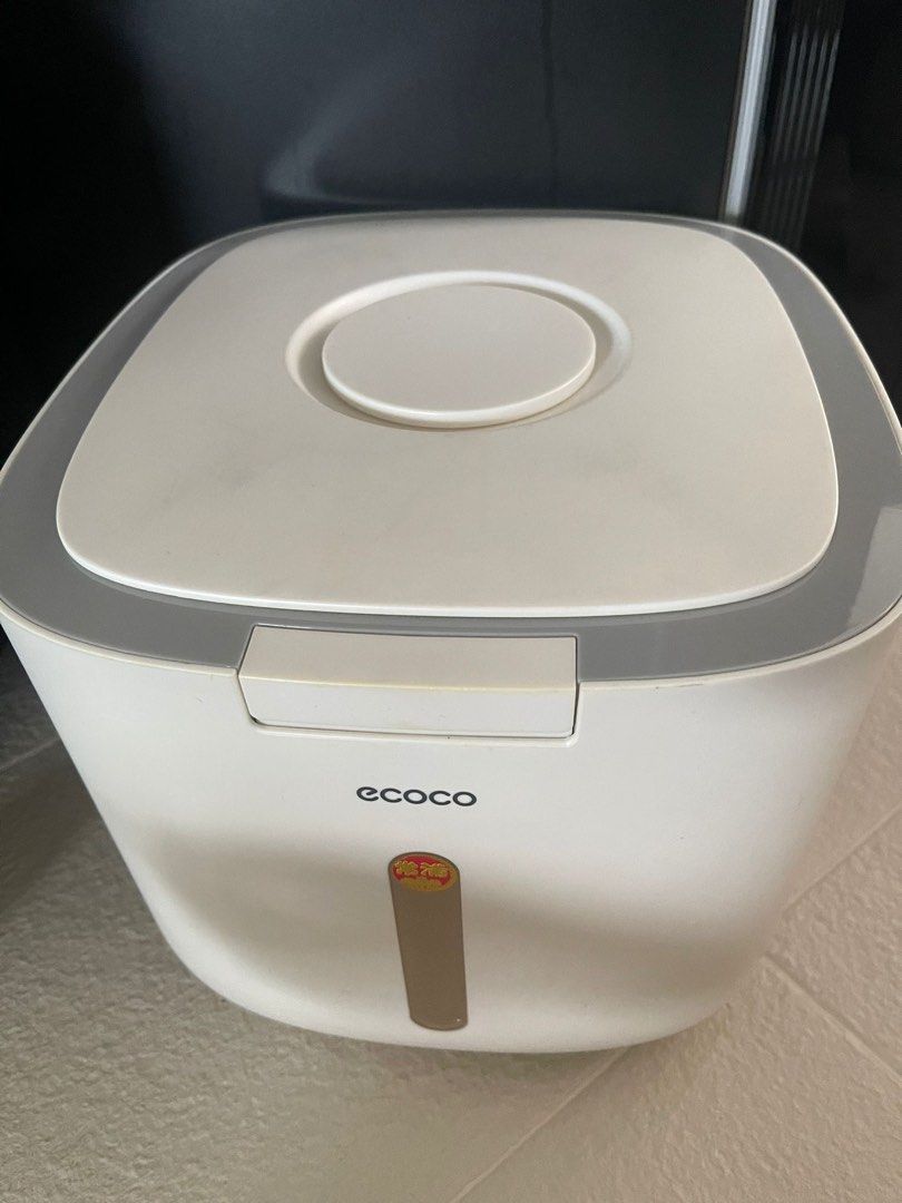 Ecoco Rice Container (10kg), Furniture & Home Living, Kitchenware ...