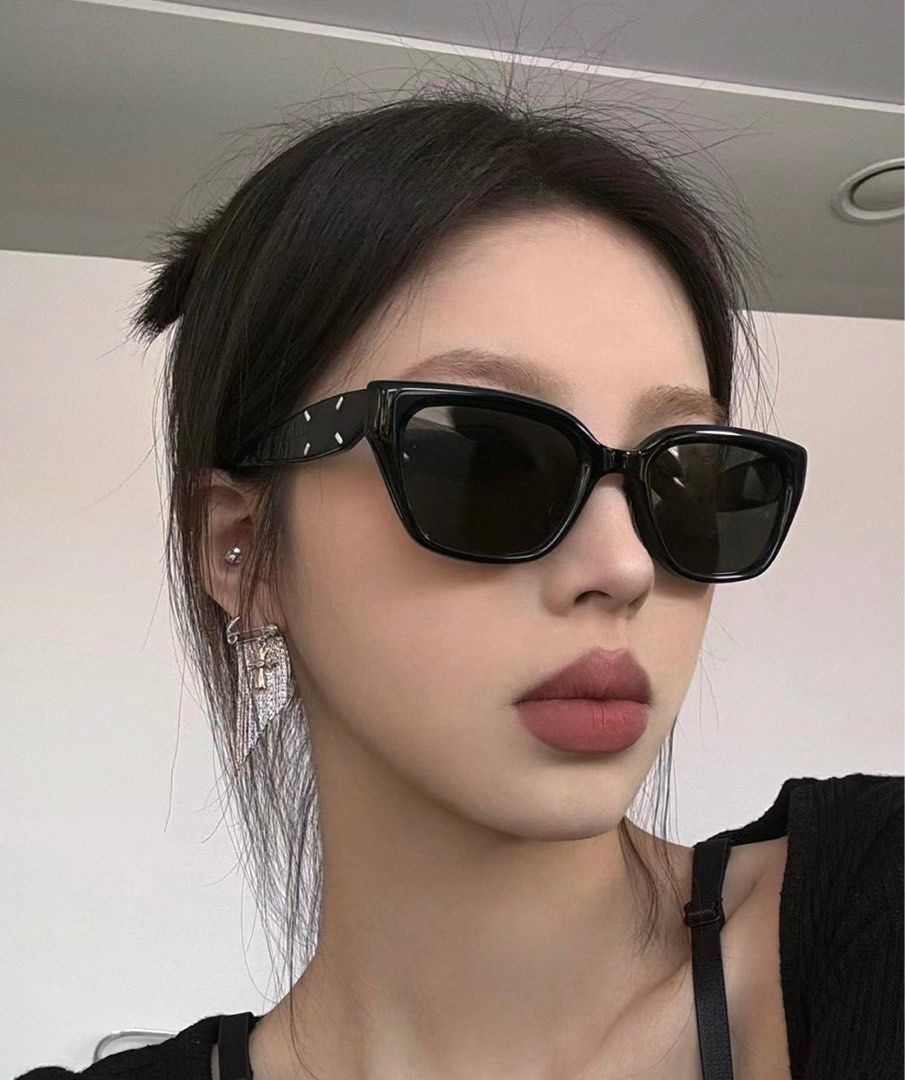 Gentle x Maison Margiela MM110 01 Black Sunglasses, Women