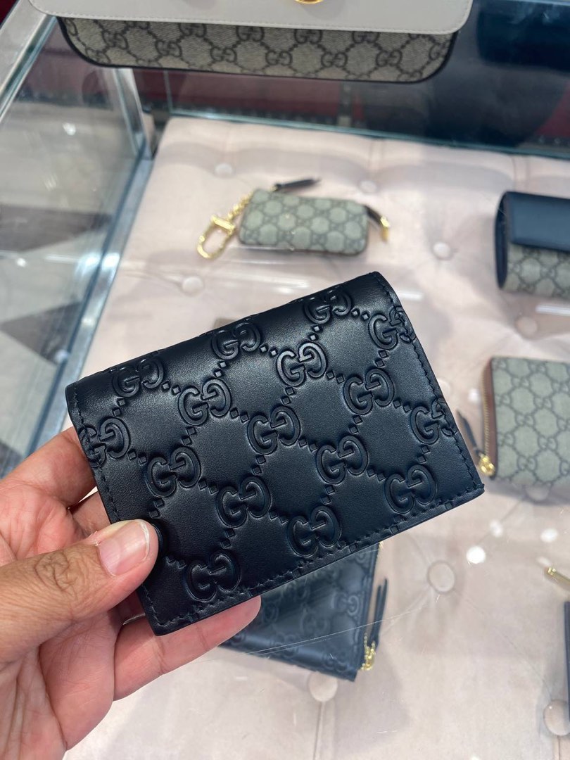 Gucci small wristlet best sale