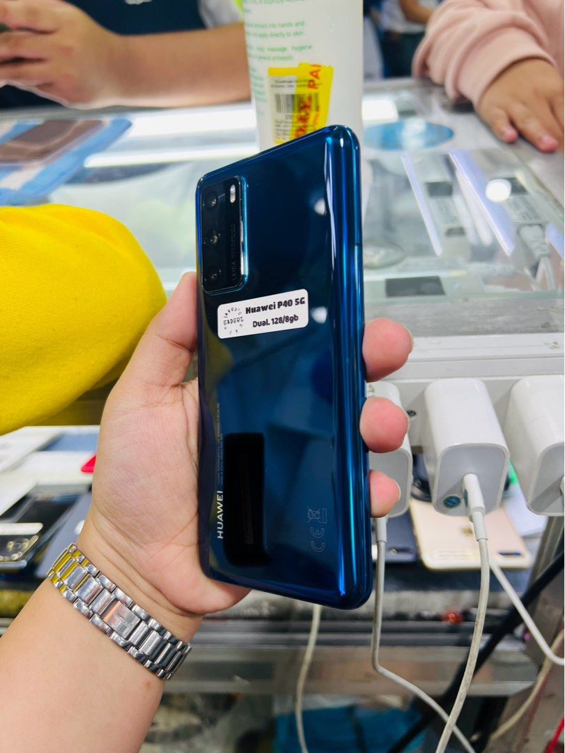 Huawei P40 5G 128gb Global (Category: Huawei) located in San Juan City. Submitted by javedsgadgetshop (Listing ID 1305811885, Image 2). Description: OPEN FOR INSTALLMENT VIA CREDIT CARD/GGIVES/SPAY/BILLEASE & SWAP/TRADE-IN! WE BUY AND SELL ( ANYKINDS OF UNIT BINIBILI PO NAMIN)! PTPA : Padelete po f bawal Read ❗️Onhand ‼️ Huawei P40 5g •128gb •NTC Variant •Good batt health •Factory Unlock •95% Smoothness •No hidden issue | No Repaired •100% Authen