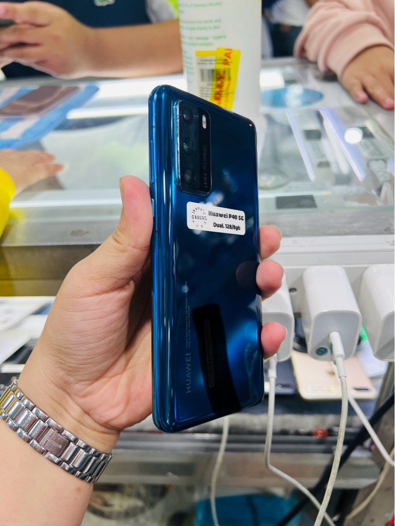Huawei P40 5G 128gb Global (Category: Huawei) located in San Juan City. Submitted by javedsgadgetshop (Listing ID 1305811885, Image 3). Description: OPEN FOR INSTALLMENT VIA CREDIT CARD/GGIVES/SPAY/BILLEASE & SWAP/TRADE-IN! WE BUY AND SELL ( ANYKINDS OF UNIT BINIBILI PO NAMIN)! PTPA : Padelete po f bawal Read ❗️Onhand ‼️ Huawei P40 5g •128gb •NTC Variant •Good batt health •Factory Unlock •95% Smoothness •No hidden issue | No Repaired •100% Authen