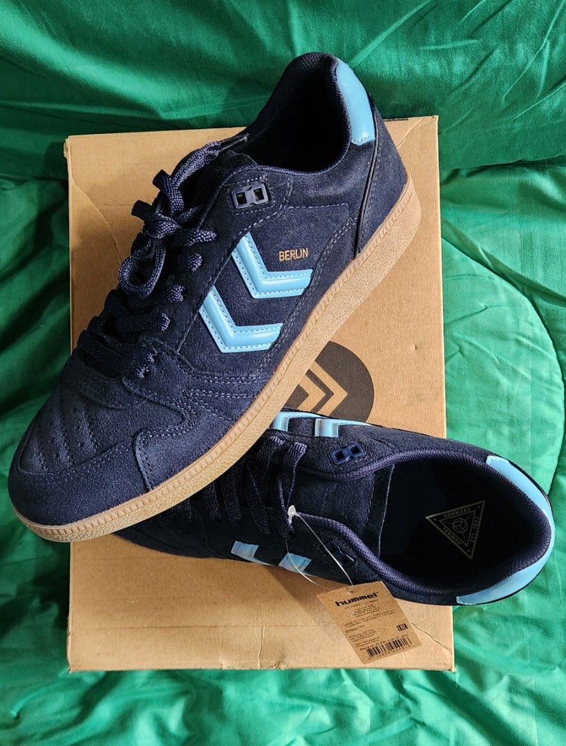 Hummel HB team Suede Peacoat Men s Fashion Footwear Sneakers on Carousell