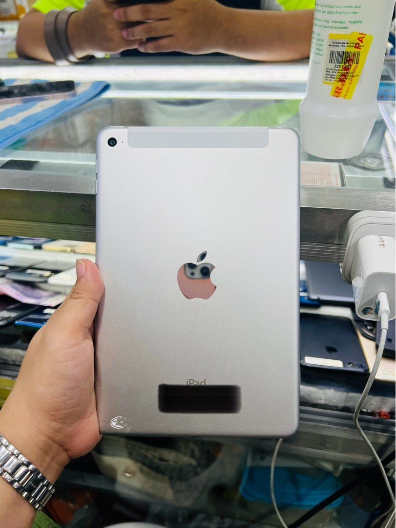 Ipad Mini 4 128gb LTE (Category: iPad) located in San Juan City. Submitted by javedsgadgetshop (Listing ID 1305804150, Image 1). Description: OPEN FOR INSTALLMENT VIA CREDIT CARD/GGIVES/SPAY/BILLEASE & SWAP/TRADE-IN! WE BUY AND SELL ( ANYKINDS OF UNIT BINIBILI PO NAMIN)! PTPA : Padelete po f bawal Read ❗️Onhand ‼️ Ipad Mini 4 •128gb •NTC Variant •Good batt health •Factory Unlock •100% Smoothness •No hidden issue | No Repaired •100% Authentic | No
