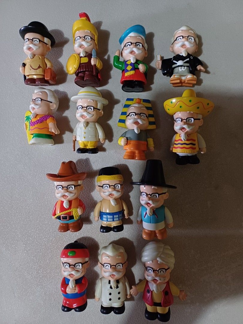 KFC 1999 Colonel Sanders Around the World Figure, Toys
