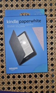 Kindle Paperwhite 5 Fabric Case - Lavender Haze