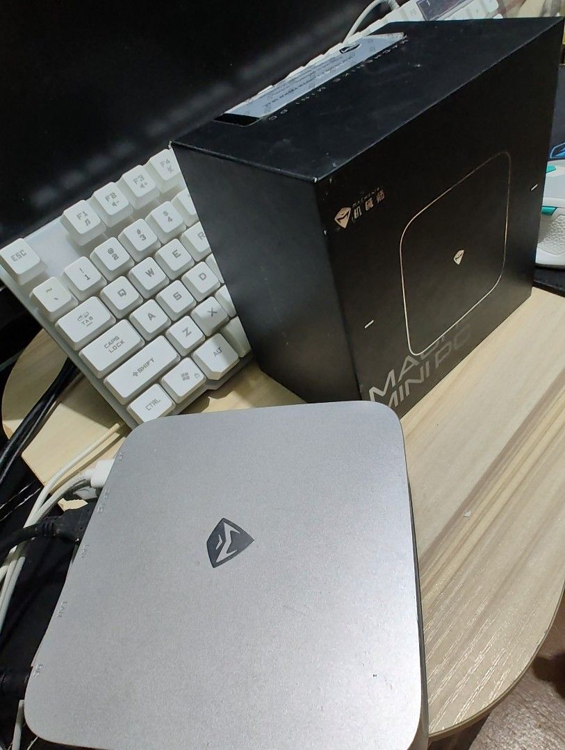 Machenike Mini PC with Monitor / Keyboard / Mouse bundle (Category: Desktops) located in Taytay. Submitted by cloyster04 (Listing ID 1305786036, Image 2). Description: Selling my mini pc. This is Machenike Mini PC with pangmalakasang AMD Ryzen 7 7735hs processor :D. Yes HS po yung version meaning high performance / efficiency. Out of stock na to sa online ph shops kase apaka sulit :) . Very goods for gaming & Editing. Lightly used for 6 mos pa la