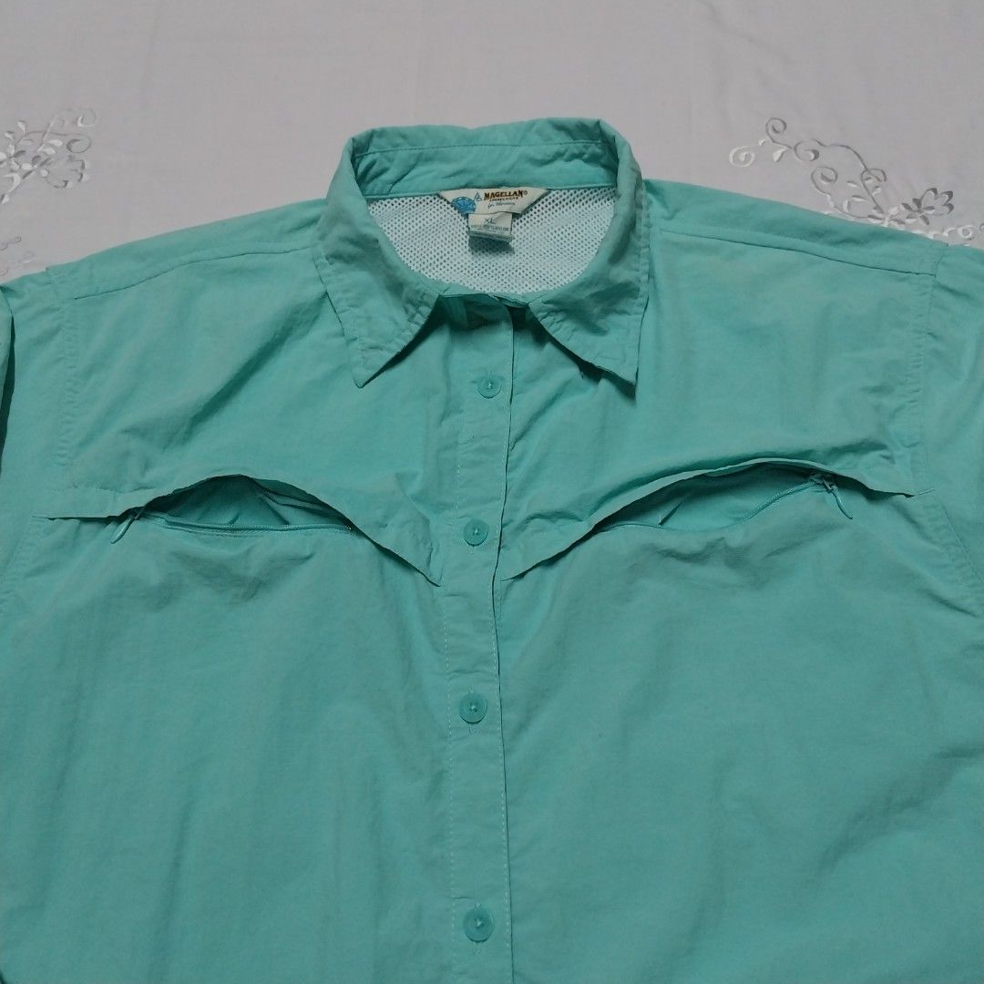 Magellan sportswear top