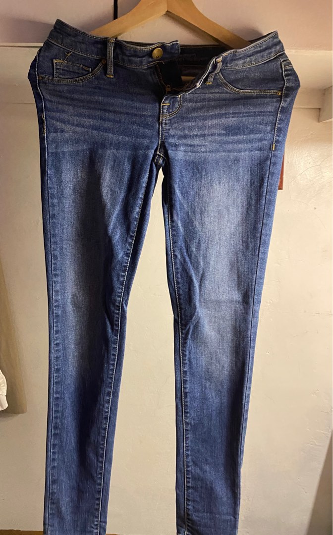 MOSSIMO Mid Rise Jeggings Women s Fashion Bottoms Jeans on Carousell