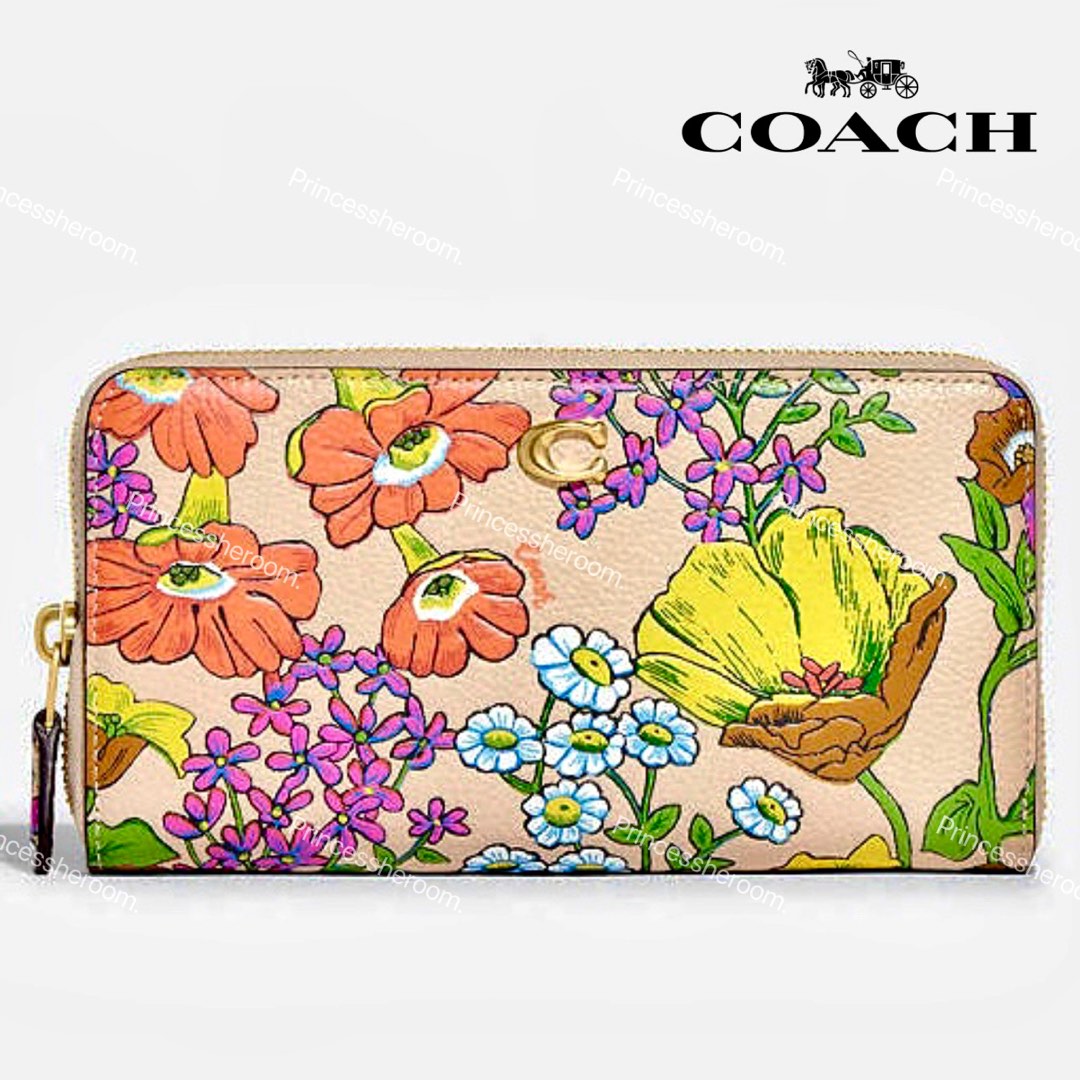 New coach wallet online