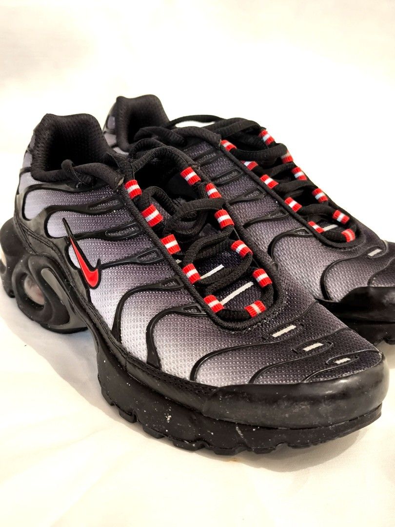 Nike air max plus cool grey black met silver store