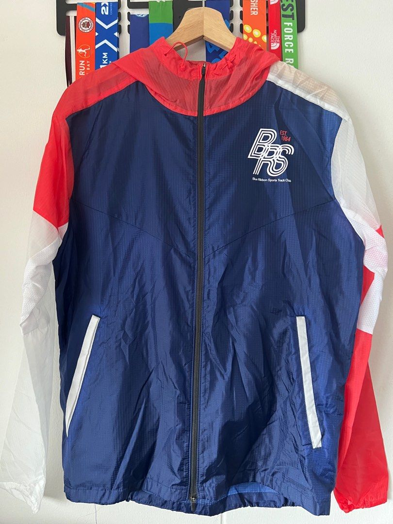 Nike BRS running jacket Men s Fashion Coats Jackets and Outerwear on Carousell