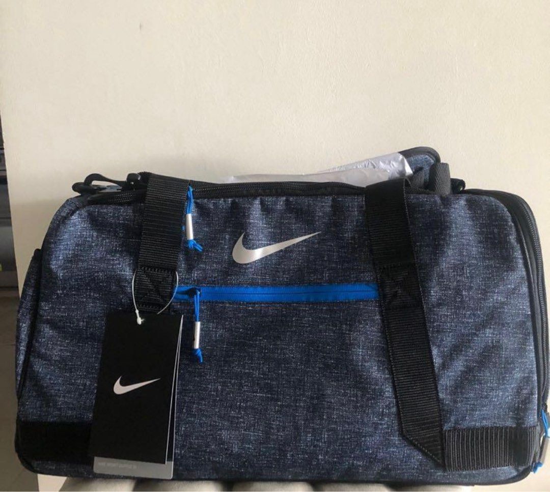 Nike Duffle Bag Men s Fashion Bags Sling Bags on Carousell
