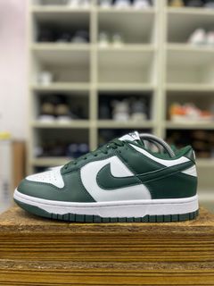 (Category: ) located in . Submitted by sneakers.too (Listing ID 1305728790, Image 1). Description: .