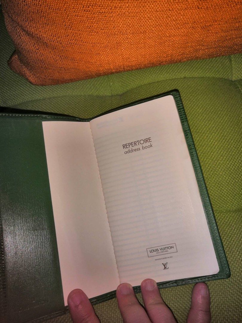 Original LV address book (Category: Luxury Bags & Wallets) located in Imus. Submitted by blessy919 (Listing ID 1305703824, Image 3). Description: Original LV Address book. Unused .