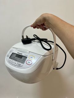 （分類：）位於 。 由 budxoxo 提交（商品編號 1305768402，圖片 1）。簡介： 。