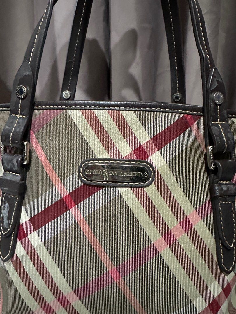 POLO SANTA ROBERTA Medium Tote (Category: Luxury Bags & Wallets) located in Manila. Submitted by onceagainvaults (Listing ID 1305814332, Image 2). Description: With flaws on the handles. Please refer to the last image..