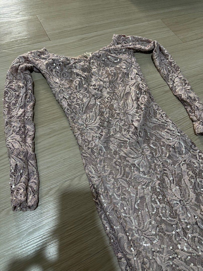 Rosegold longsleeve lace gown (Category: Evening dresses & gowns) located in Mandaluyong City. Submitted by trianglvm (Listing ID 1305771314, Image 2). Description: .