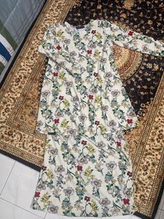 (Category: ) located in . Submitted by serashop (Listing ID 1305737859, Image 1). Description: .