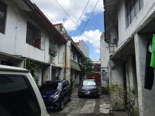 San Juan City lot for sale with old apartment units