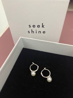 Seek Shine Pearl Earrings
