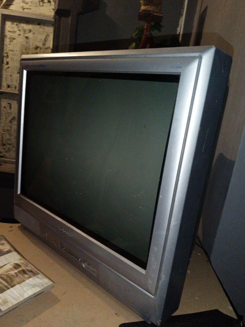 Sharp tv 21 inch Philips dvd player (Category: TV) located in Las Pinas. Submitted by gooditems31 (Listing ID 1305778109, Image 2). Description: Sharp tv 21 inch Philips dvd player konzert amplifier cable converter all goods di lang nagagamit na all for 3k na lang gumagana lahat yan las Pinas area.