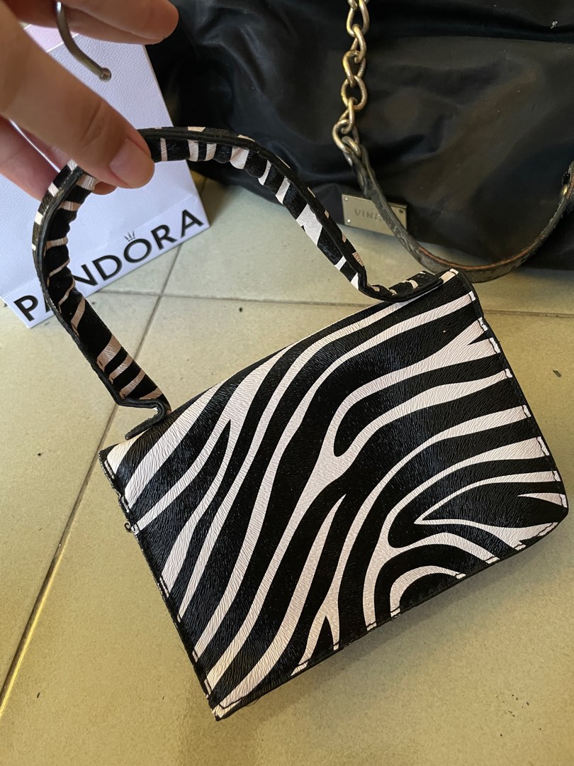 SHEIN crossbody hand bag