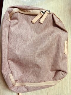（分類：）位於 。 由 katrinakoala 提交（商品編號 1305706282，圖片 1）。簡介： 。