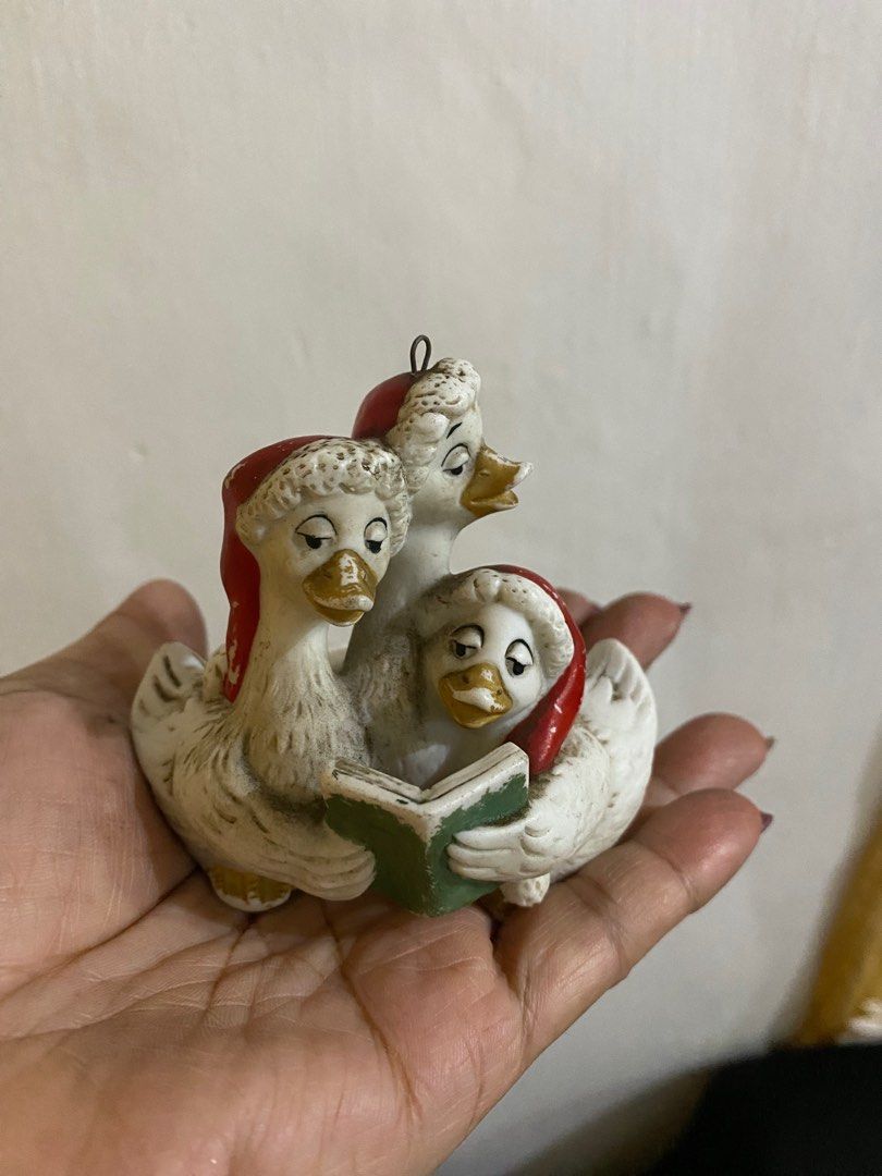 Singing Duck display (Category: Other Home Decor) located in Rodriguez. Submitted by a.piaaa2.0 (Listing ID 1305679815, Image 1). Description: .