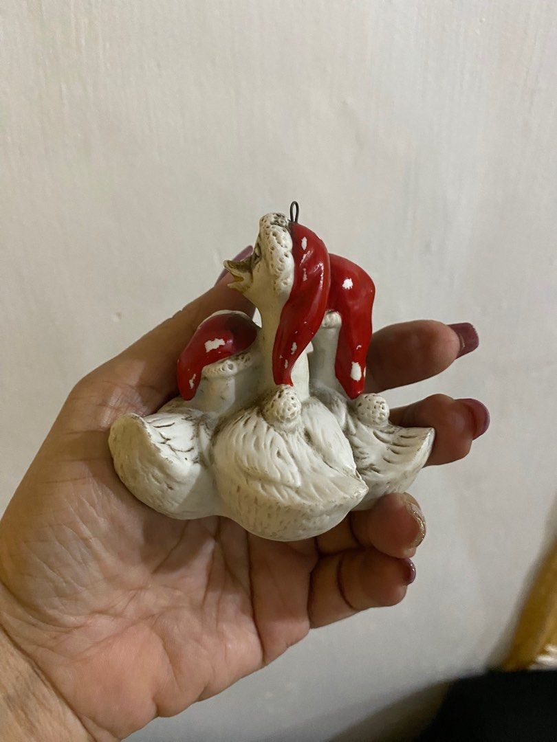Singing Duck display (Category: Other Home Decor) located in Rodriguez. Submitted by a.piaaa2.0 (Listing ID 1305679815, Image 2). Description: .