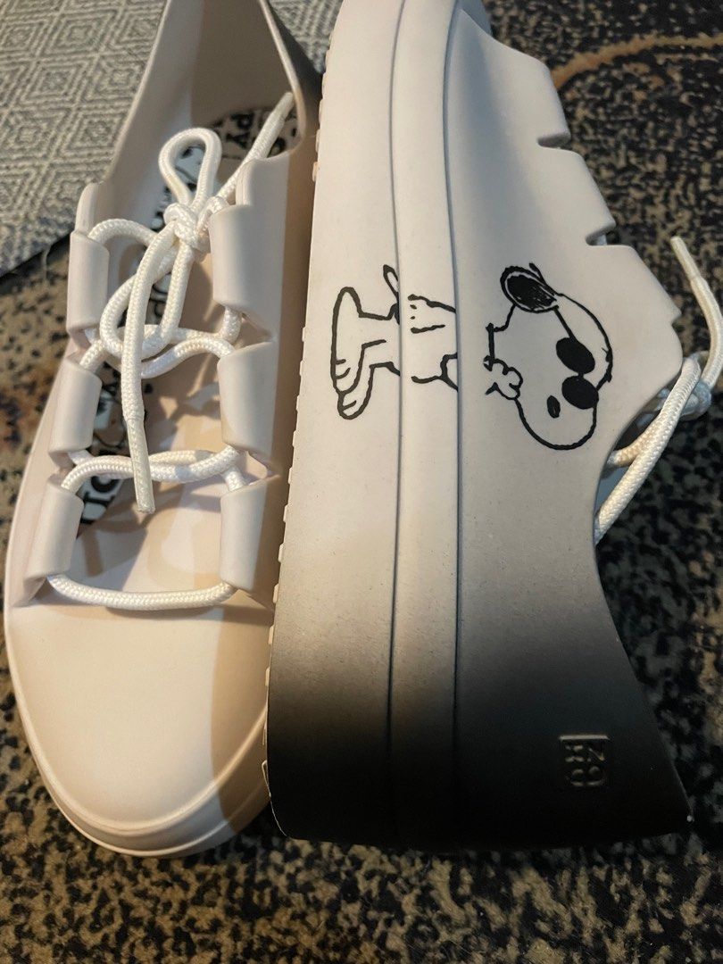 Snoopy tennis shoes clearance