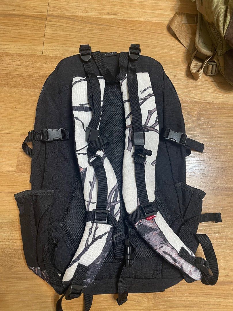 Supreme 33th backpack outlet