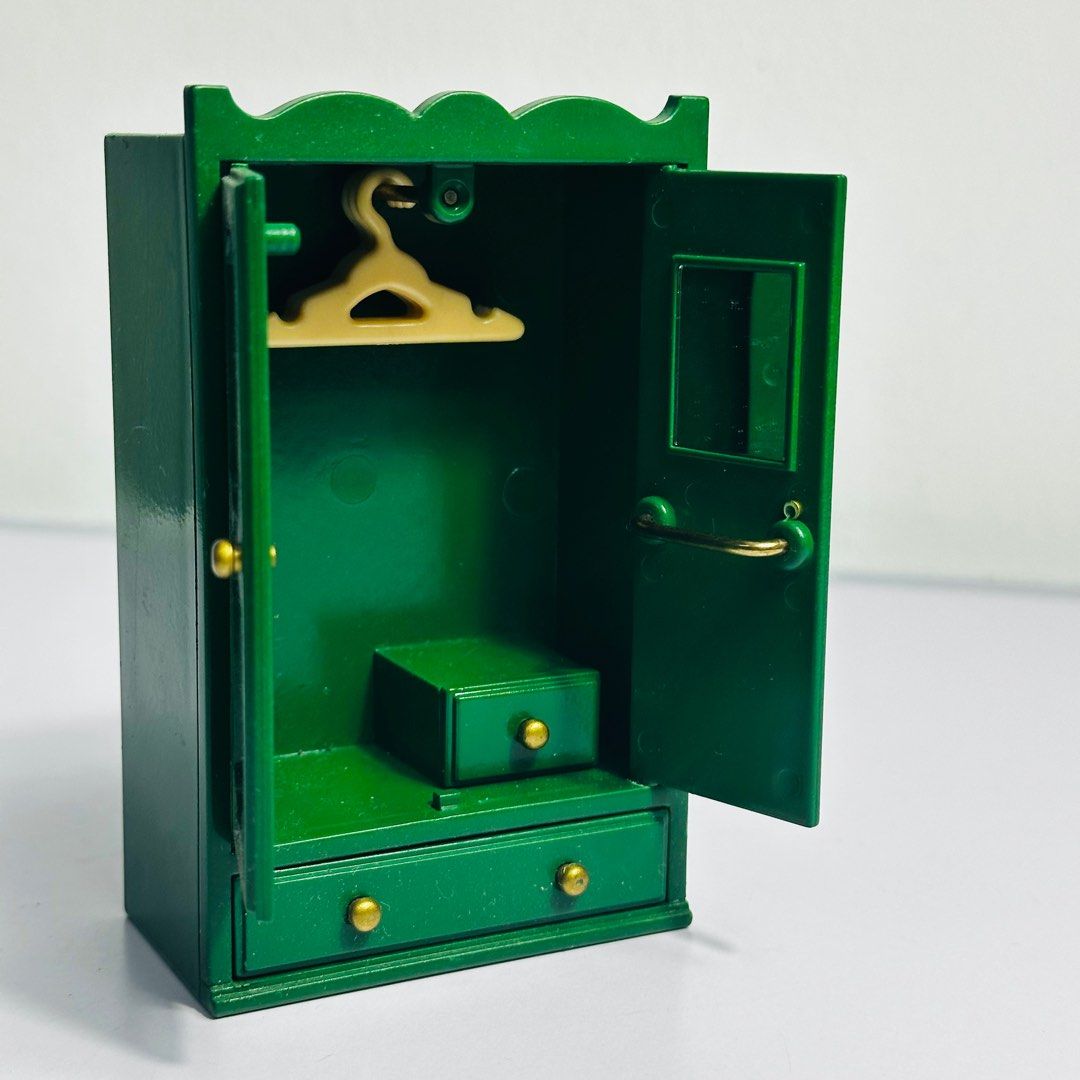 SYLVANIAN FAMILIES Vintage Green Closet EPOCH Miniature Furniture Toy - PreOwned (Category: Designer & Blind Box Toys) located in Candon. Submitted by deign.garage.shop (Listing ID 1305700707, Image 2). Description: 💥 SYLVANIAN FAMILIES Vintage Green Closet EPOCH Miniature Furniture Toy 💥 ✅ Collectible Miniature Figures ✅ PreOwned from Japan Box 🚚 COD via Xhopee Checkout.