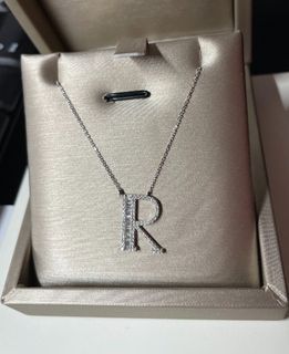 White Gold Necklace Letter R Pendant With Dia