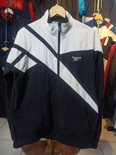 (Kategori: ) berada di . Dikirim oleh _former_second_ (ID iklan 1305839897, Gambar 1). Deskripsi: .