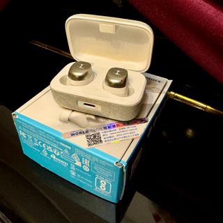 （分類：）位於 。 由 Valentina 提交（商品編號 1305978705，圖片 1）。簡介： 。