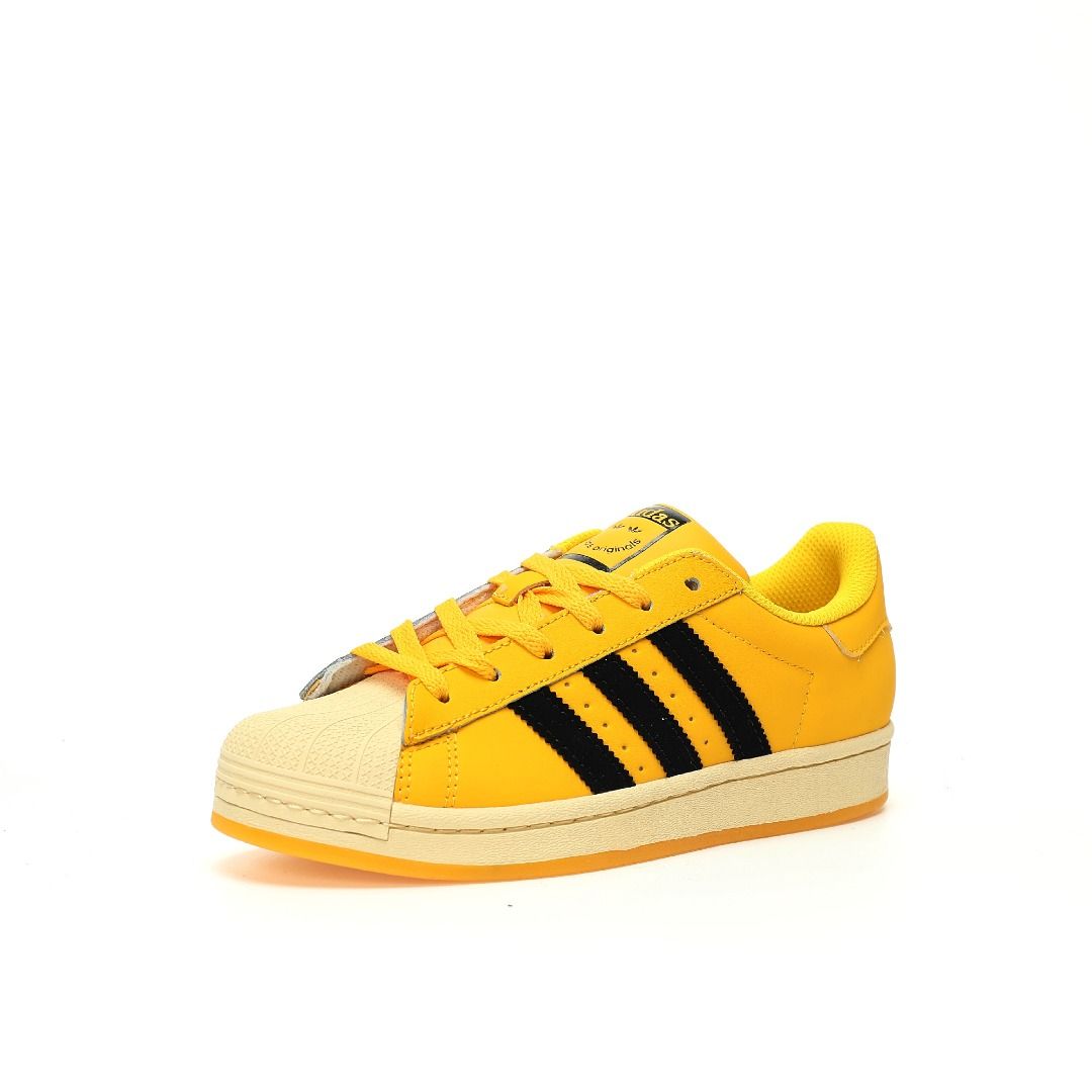 Adidas Originals Superstar"Bold Gold", Women's Fashion, Footwear, Sneakers  on Carousell