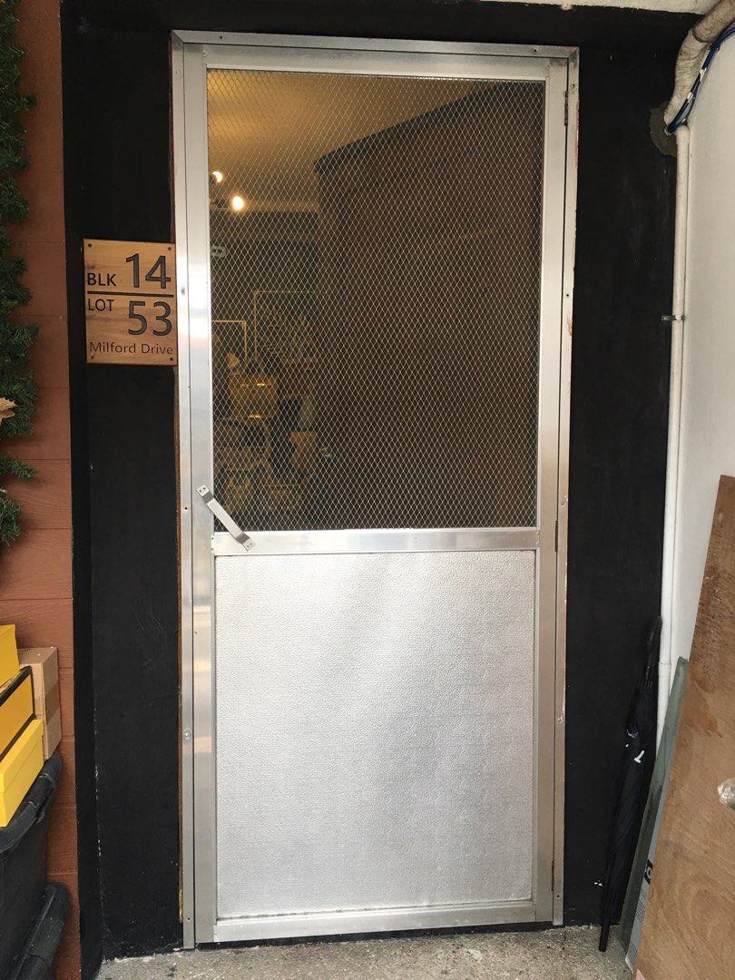 Aluminum Screen Door (Category: Other Home Decor) located in Las Pinas. Submitted by myraflores317 (Listing ID 1305861454, Image 1). Description: Good as new Well maintained Clean Length 7 ft Width 35 inches #screen door #aluminum door.