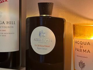 （分類：）位於 。 由 kitzi.perfum 提交（商品編號 1305980518，圖片 1）。簡介： 。