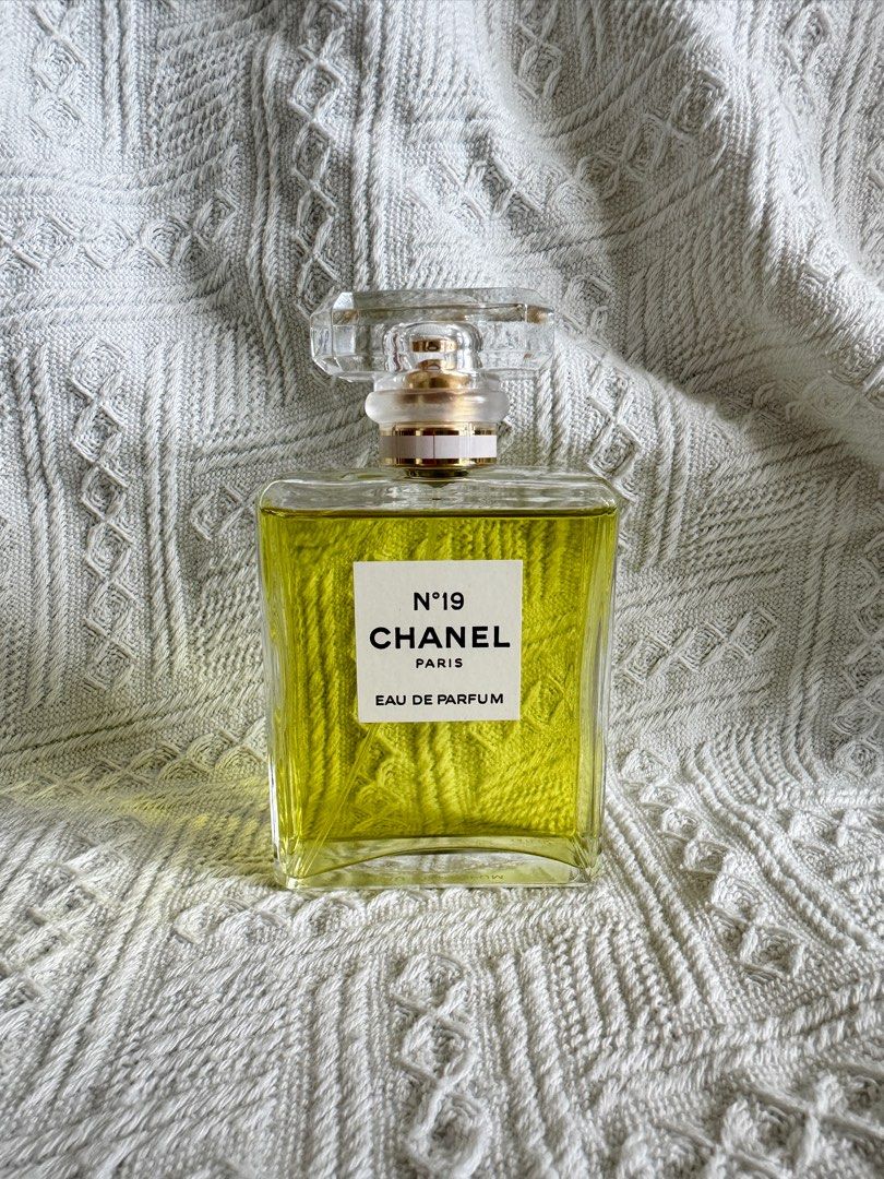 Chanel No19 Chanel N19 Parfum Chanel N°19 Eau De Parfum Spray 50ml