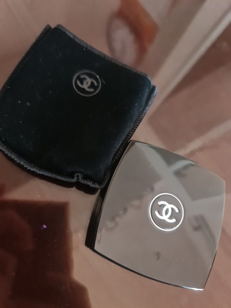 Chanel Powder Blush (Category: Makeup) located in Manila. Submitted by aneajmik (Listing ID 1305883839, Image 2). Description: used 2x only. long lasting..