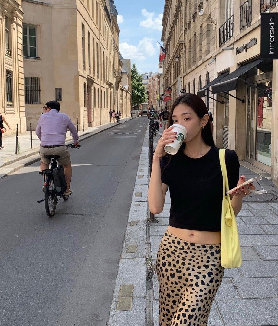 Hollister cheetah skirt store