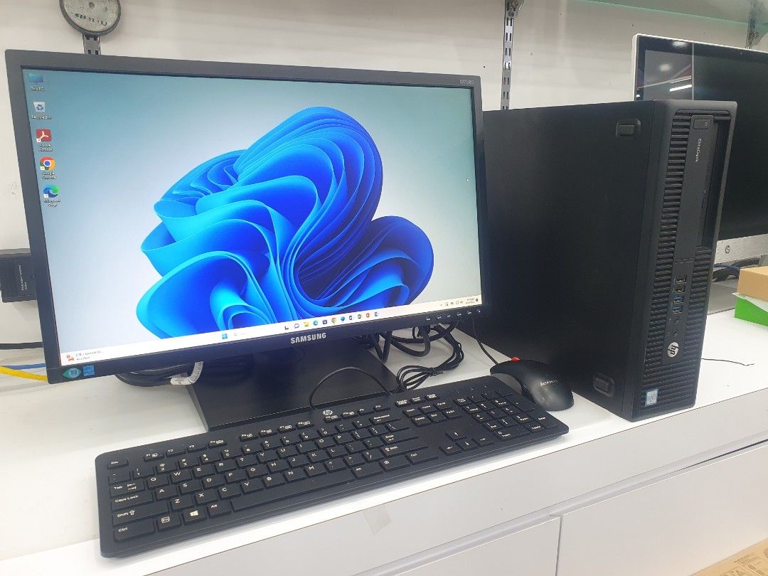 Computer (Category: Desktops) located in Singapore. Submitted by noblewind.4fe345 (Listing ID 1305957167, Image 3). Description: HP Refurbished EliteDesk 800 G2 Intel Core i5 8GB Ram DDR4 256GB SSD Intel HD Graphics Windows11 pro 64BIT Samsung 22inch Monitor Free Keyboard and mouse ( 4 Month Warranty) Free MS office $298.
