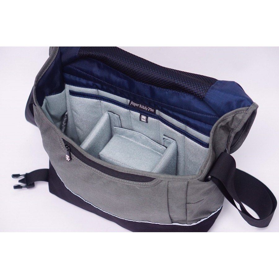 Crumpler proper roady 7500 discount